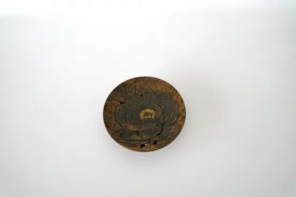 Eri Asano [19. Small wooden plate]