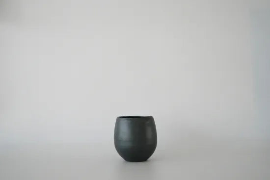 Naoto Yano [8-2. Black Glaze Cup]