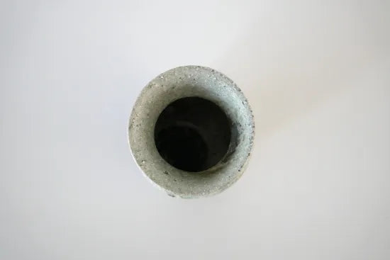Yui Tsujimura [5. Small Natural Glazed Jar]