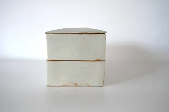 田中茂雄　[A白磁重箱]