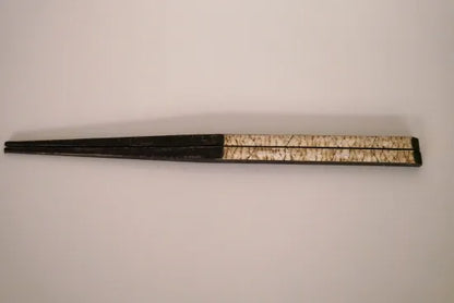 Kentaro Izumi [3. Eggshell Chopsticks]