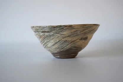 坂倉正紘 [58祠赤土茶碗　藁刷毛目]