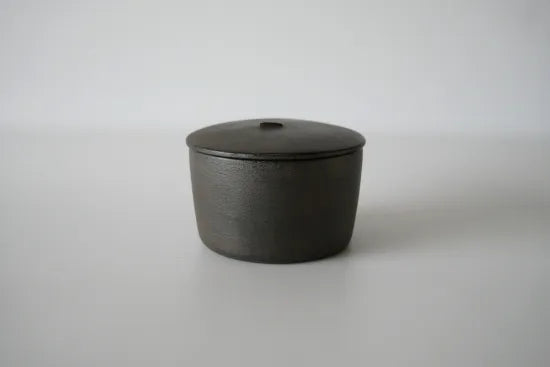 Tadami Iwamoto [17-1. Lidded Container (Large)]