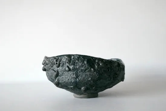 Yuko Ikeda [52. A Various Black Tea Bowls]