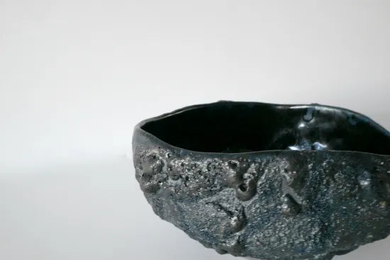 Yuko Ikeda [52. A Various Black Tea Bowls]
