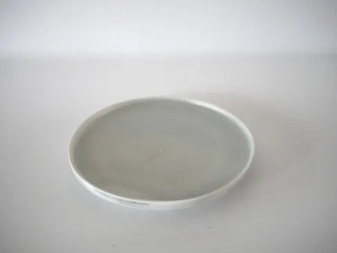 Naotsugu Yoshida [6. Gray Plate]