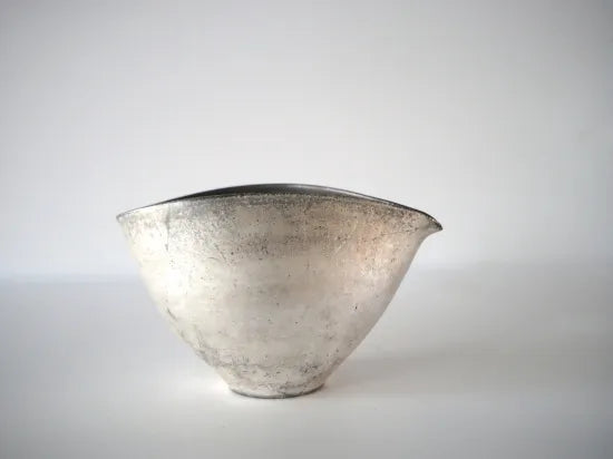 岩佐昌昭  ＜35.銀彩片口＞