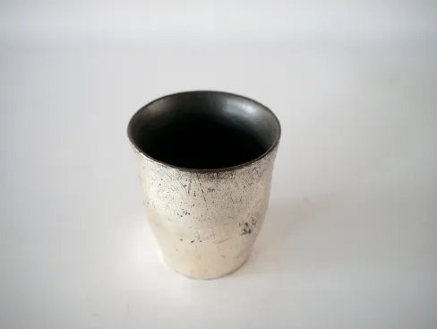 岩佐昌昭  [42-1.銀彩ぐい呑]