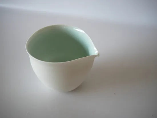Takuya Murata [21-a. Blue and white porcelain brown sea]
