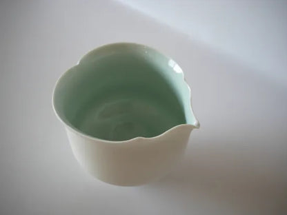 Takuya Murata [21-b. Blue and white porcelain brown sea]