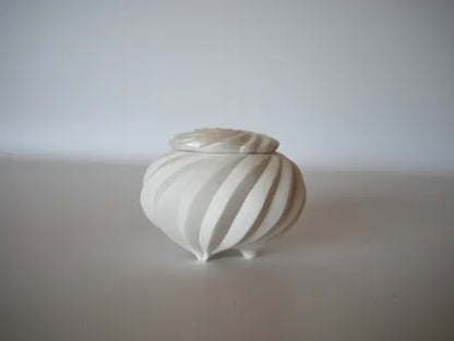 Takahashi Nami [43. Pearl Tea Set]