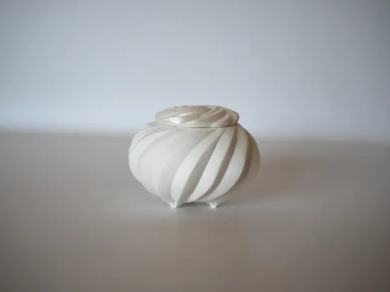 Takahashi Nami [43. Pearl Tea Set]