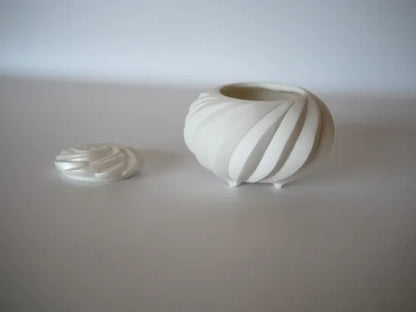 Takahashi Nami [43. Pearl Tea Set]