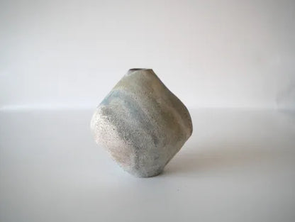 Etsushi Noguchi [117. White Rust Small Jar]