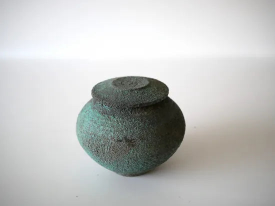 野口悦士  [182．ふたもの　緑青ふたもの]