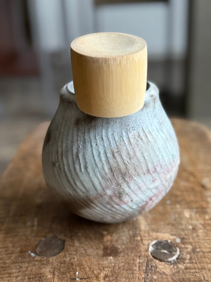Kimura Takashi [113. White Glaze Kiln-Transformed Vase]