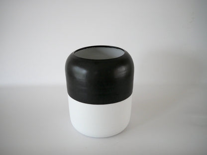 Yoshida Naotsugu [17-A. Vase]