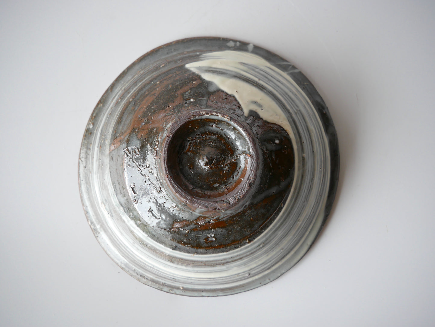 Tsujimura Kai [27. Brushed Tea Bowl]