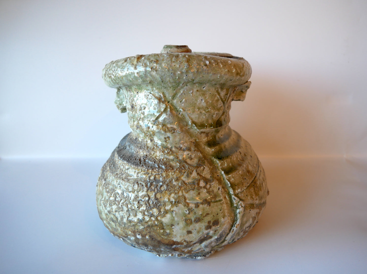 Tsujimura Kai. [333. Iga Water Jar]