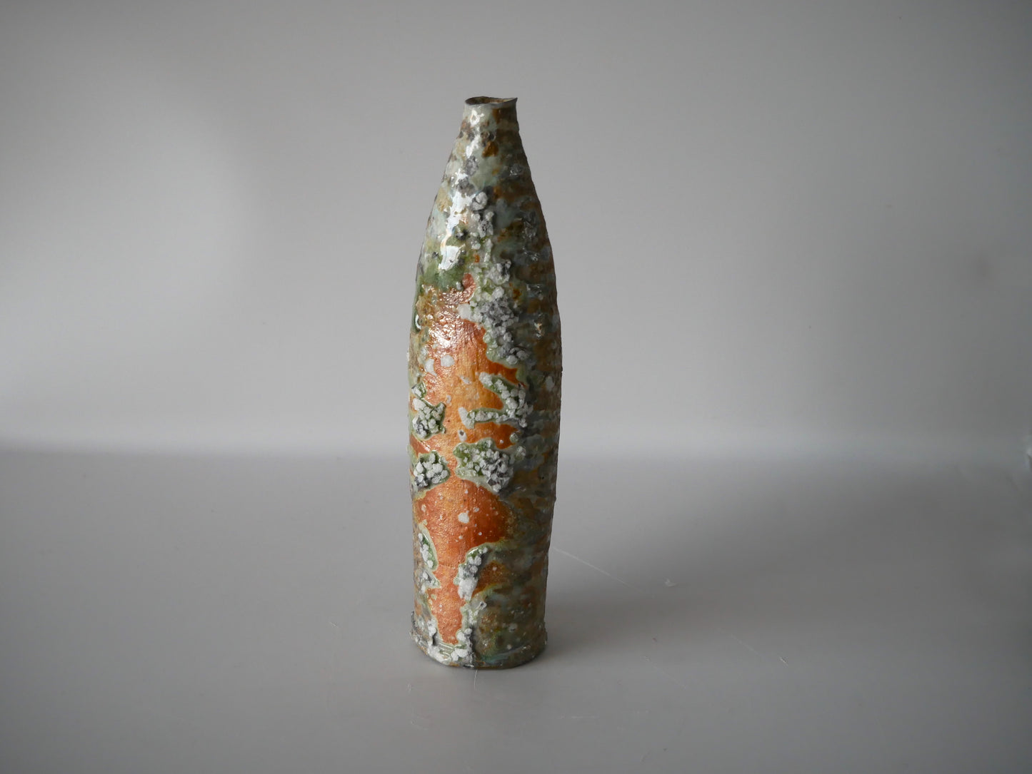 Tsujimura Kai. [126. Iga Flower Vase]