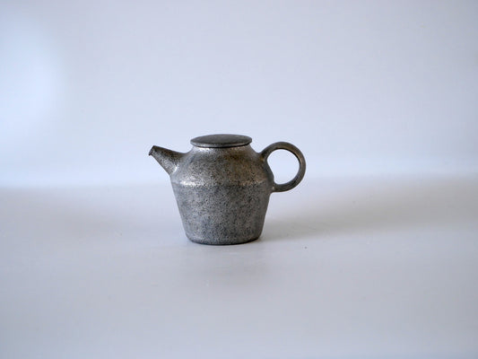 Murakami Yaku [45. Red Rust Decorative Bowl]