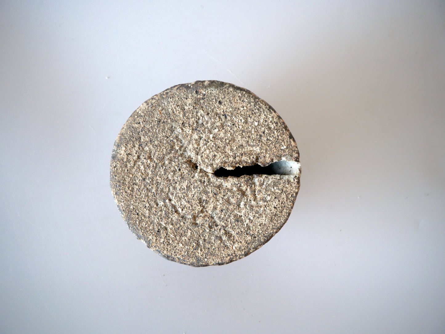 村上躍 [103.白灰化粧半球型一輪挿]