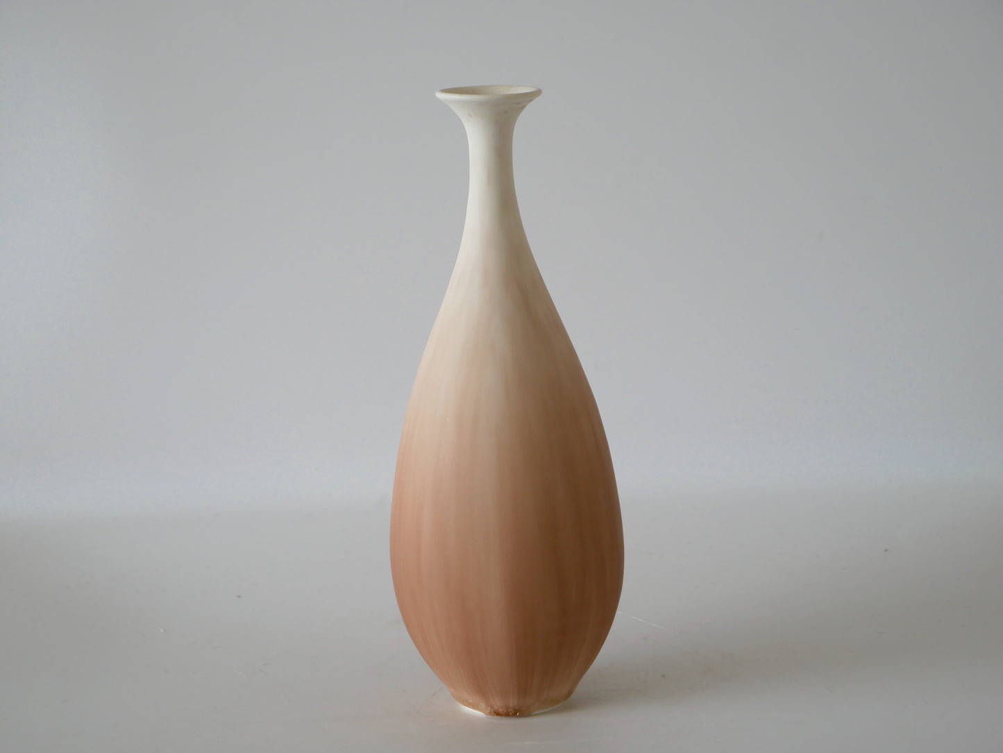 Ryuji Iwasaki [24. Vase]