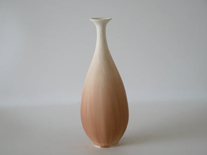 Ryuji Iwasaki [24. Vase]