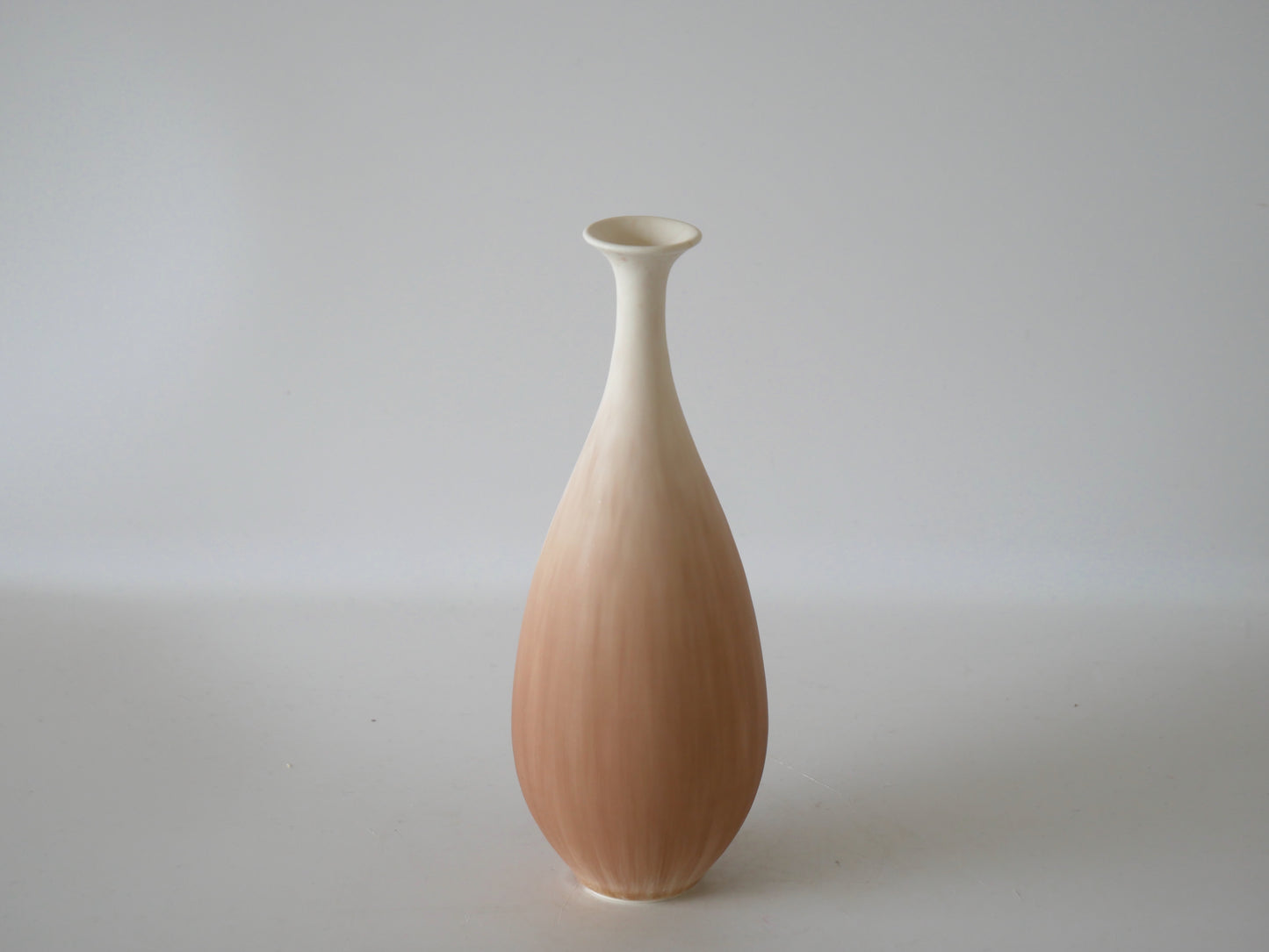 Ryuji Iwasaki [24. Vase]