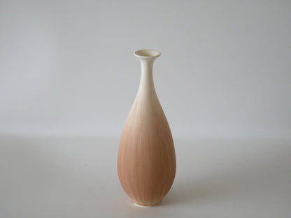 Ryuji Iwasaki [24. Vase]