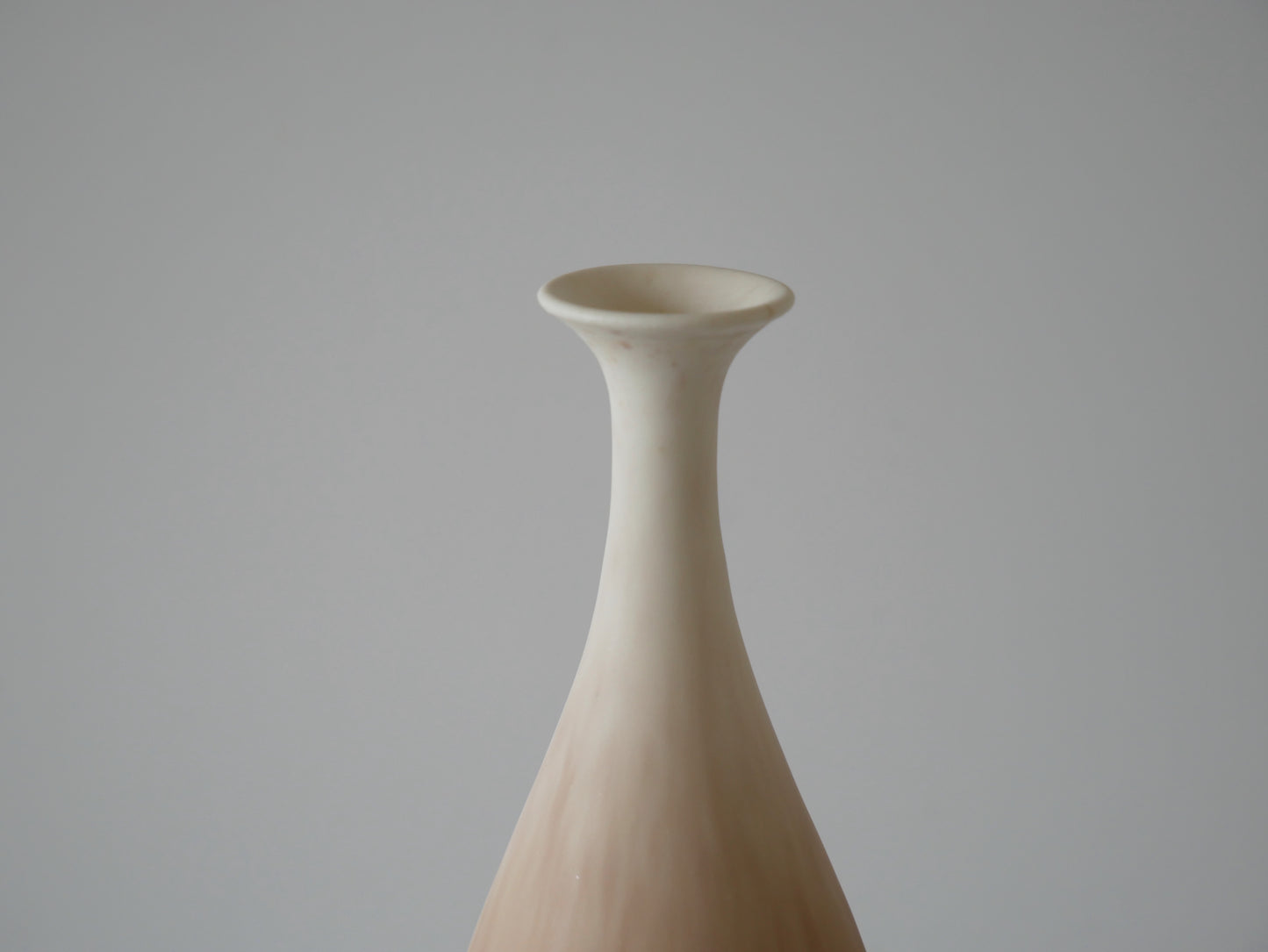 Ryuji Iwasaki [24. Vase]