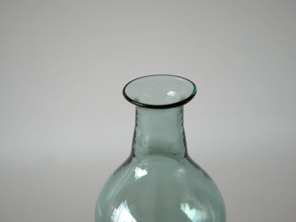 津田清和 [66. 青緑瓢掛花入（小）]