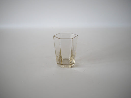 津田清和 [2. 六角酒杯 ]