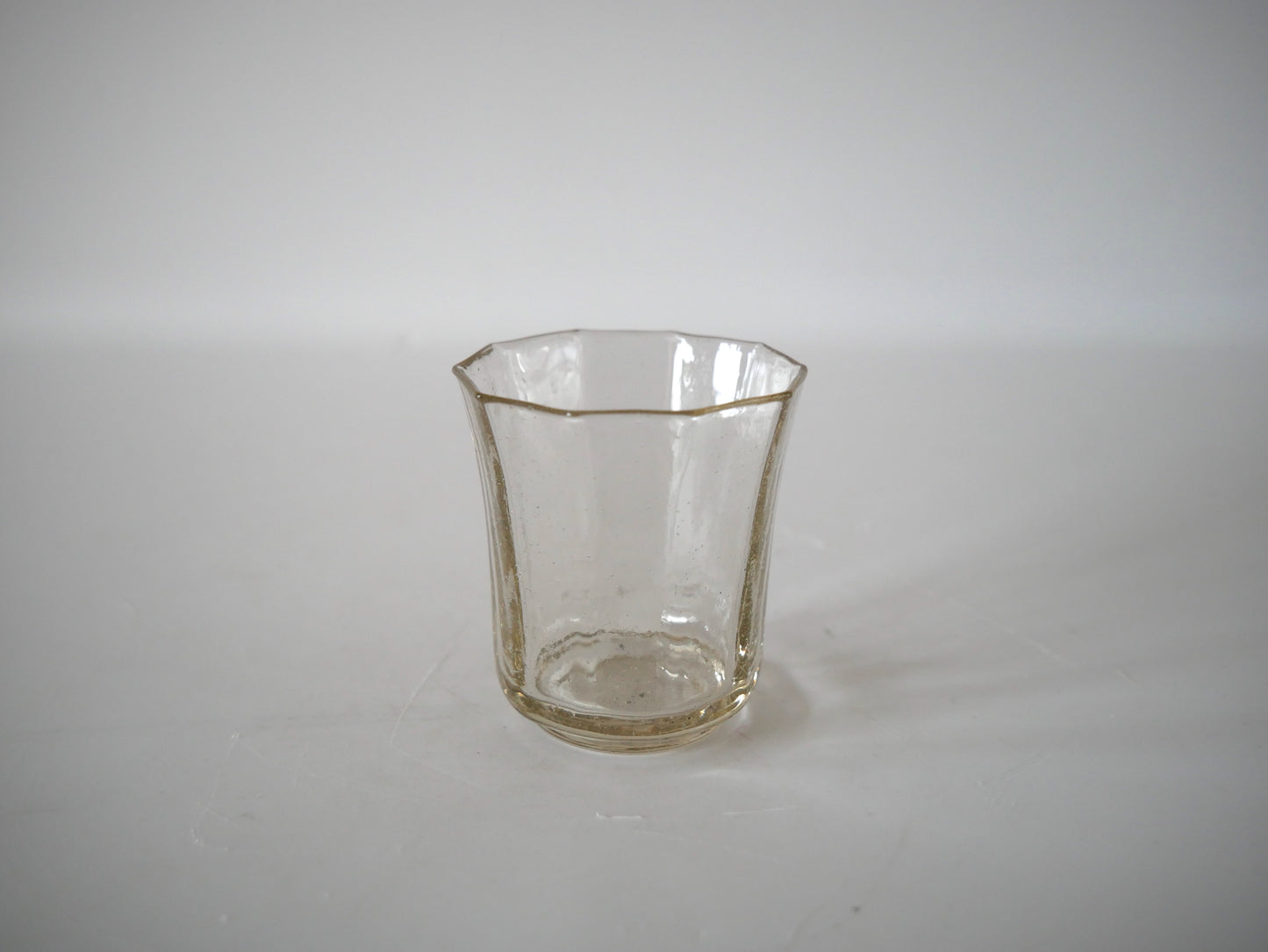 津田清和 [5. 端反十角酒杯]