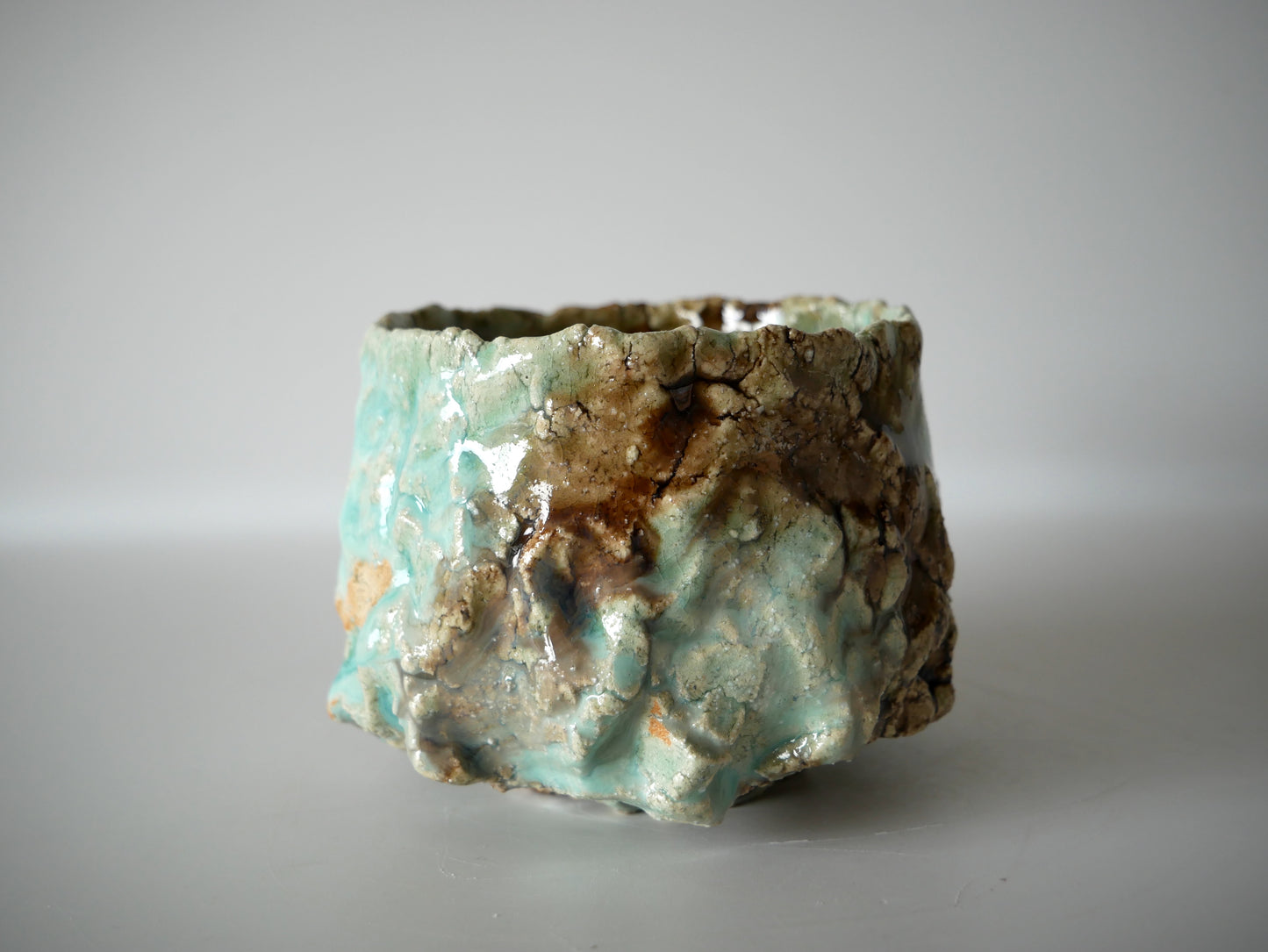 Takafumi Kimura [28. Green-white glazed yohen teabowl]