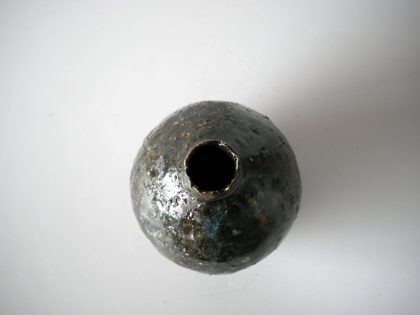 Takafumi Kimura [110. Ash-glazed Bud Vase]