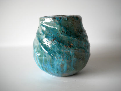 Takashi Kimura [114. Green Glazed Semi-Porcelain Flower Vase]