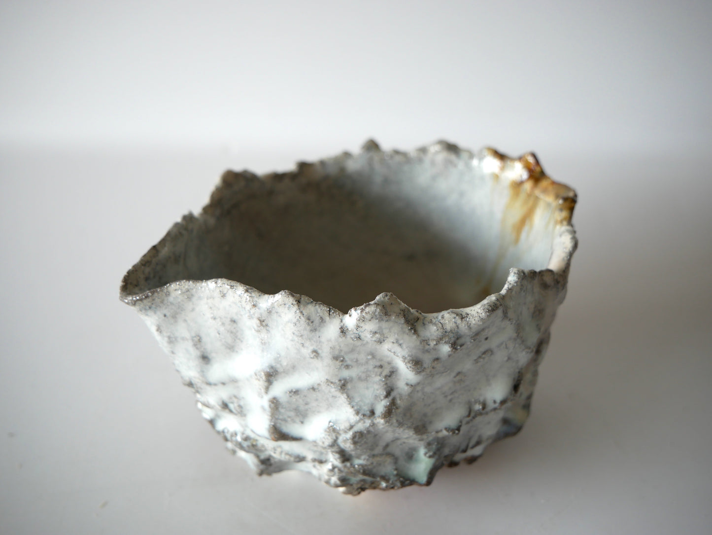 Takashi Kimura [43. White-glazed Katakuchi Bowl]