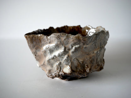 Takashi Kimura [45. White-glazed Katakuchi (brown) ]