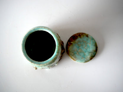 Takashi Kimura [79. celadon and white glazed tea utensils]