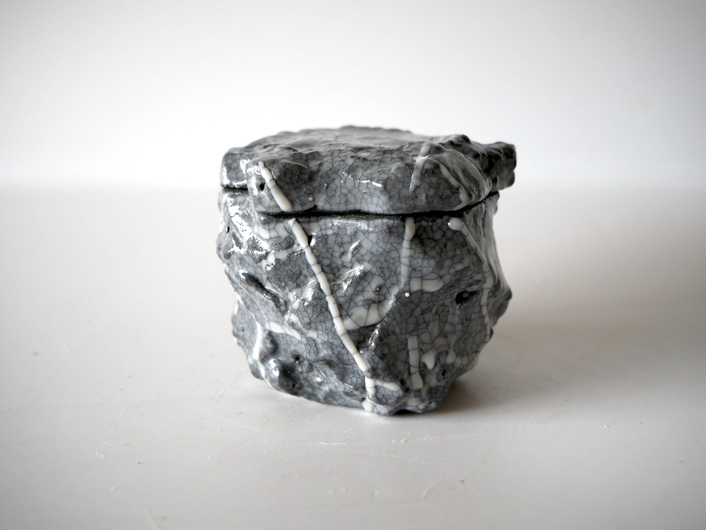 Takafumi Kimura [76. Ink-Spill Kannyu Tea Utensil]