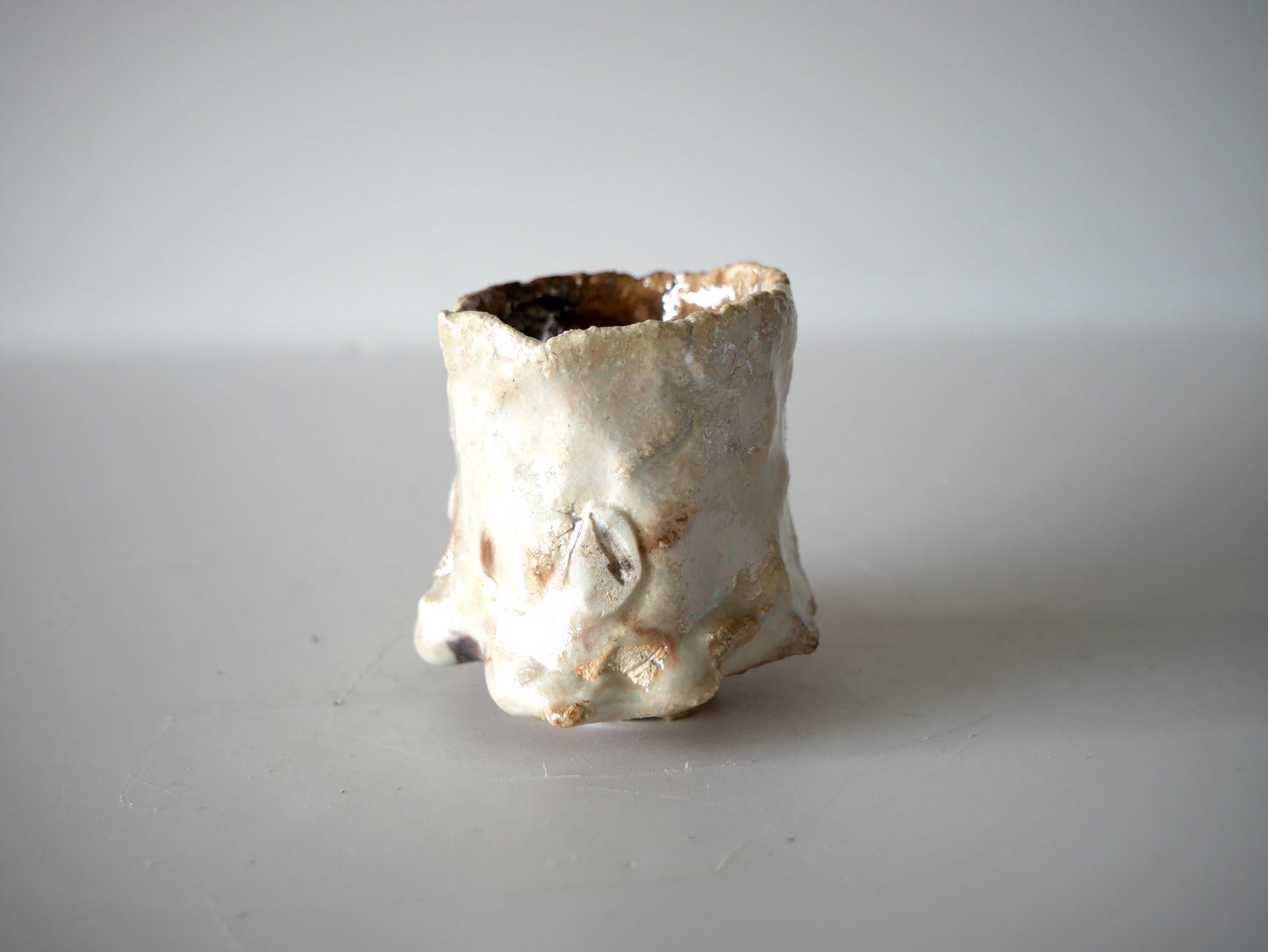 Takashi Kimura [125. White Glaze Luster Guinomi Sake Cup]