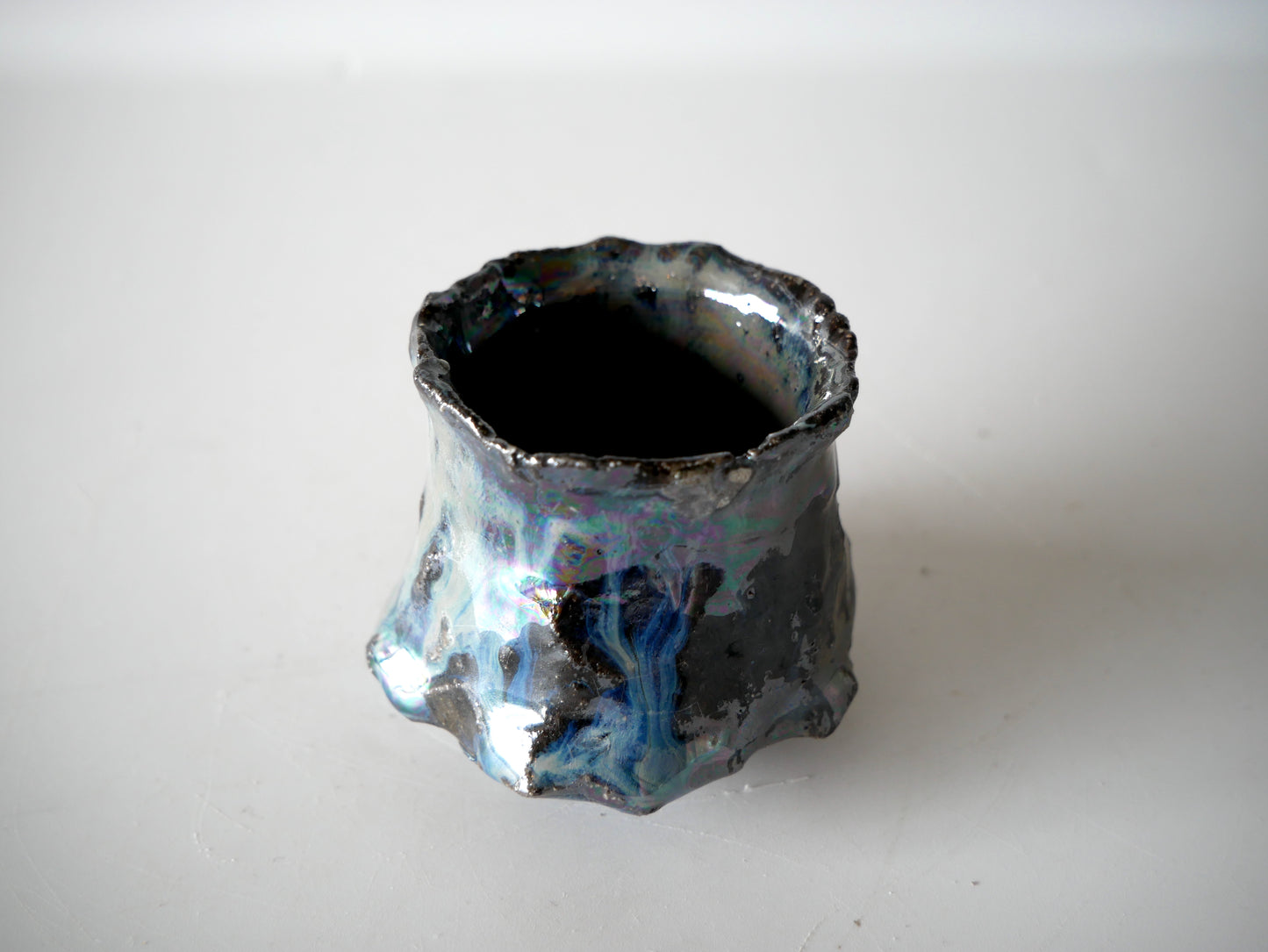 Takashi Kimura [142. Ash Glaze Luster Guinomi Sake Cup]