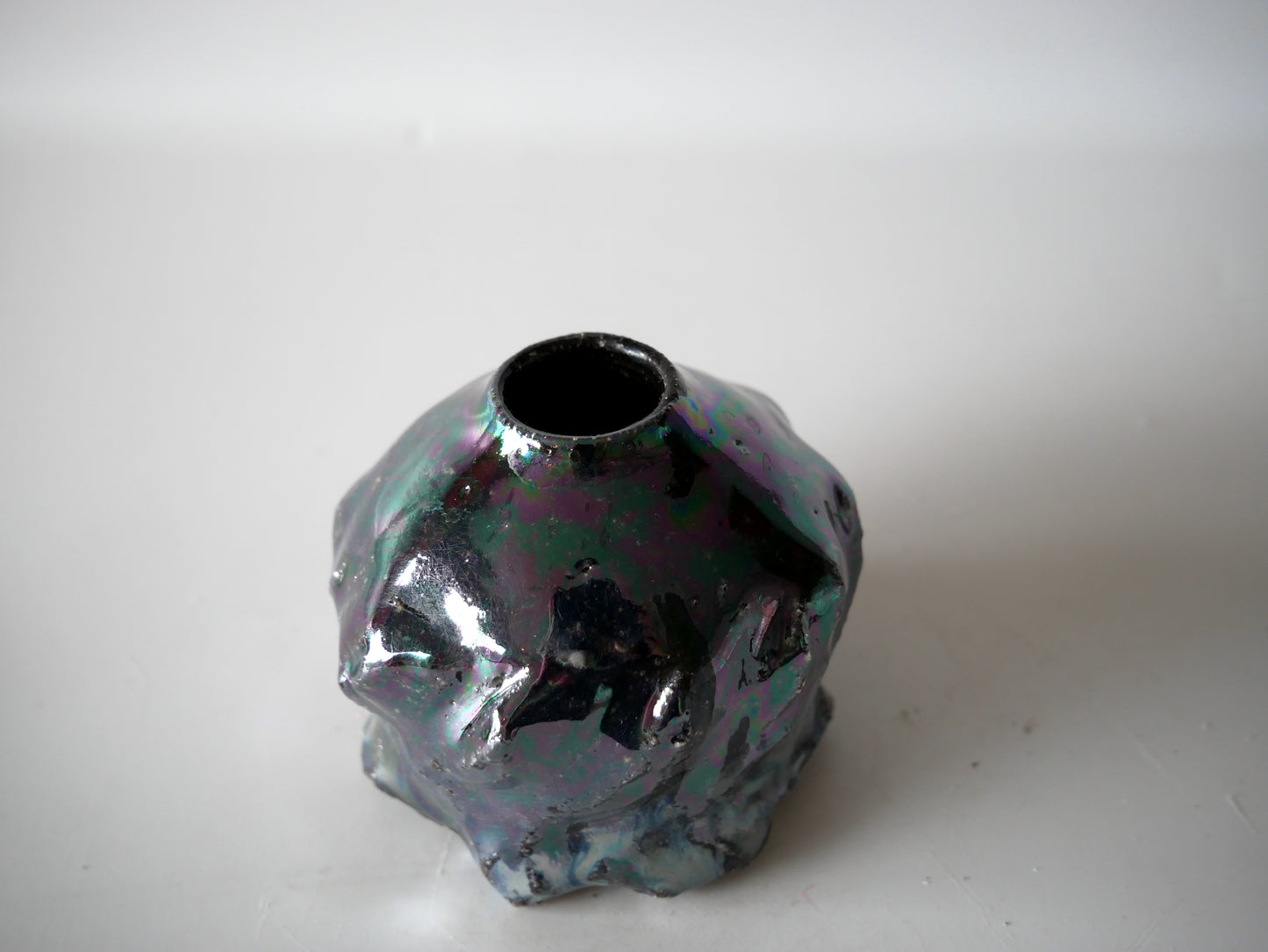 Takashi Kimura [50. Green Glaze Iris Bottle]