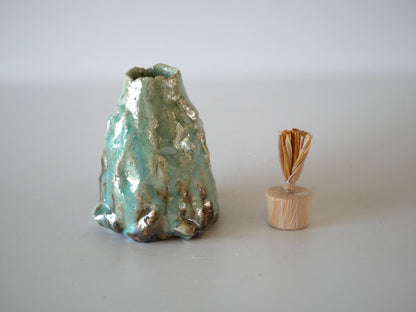 Takashi Kimura [53. Green and White Glaze Iridescent Shaker]