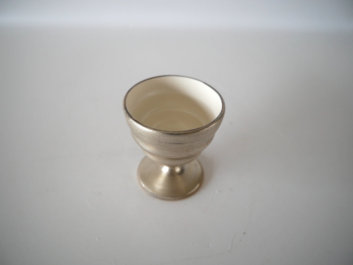 WAKABAYASHI Kazue [49. Silver and Lacquer Sake Cup (footed)]