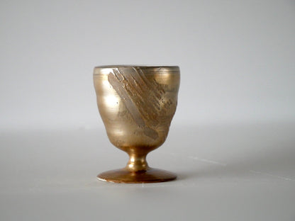 WAKABAYASHI Kazue [46. Silver Lacquer Sake Cup (with base)]