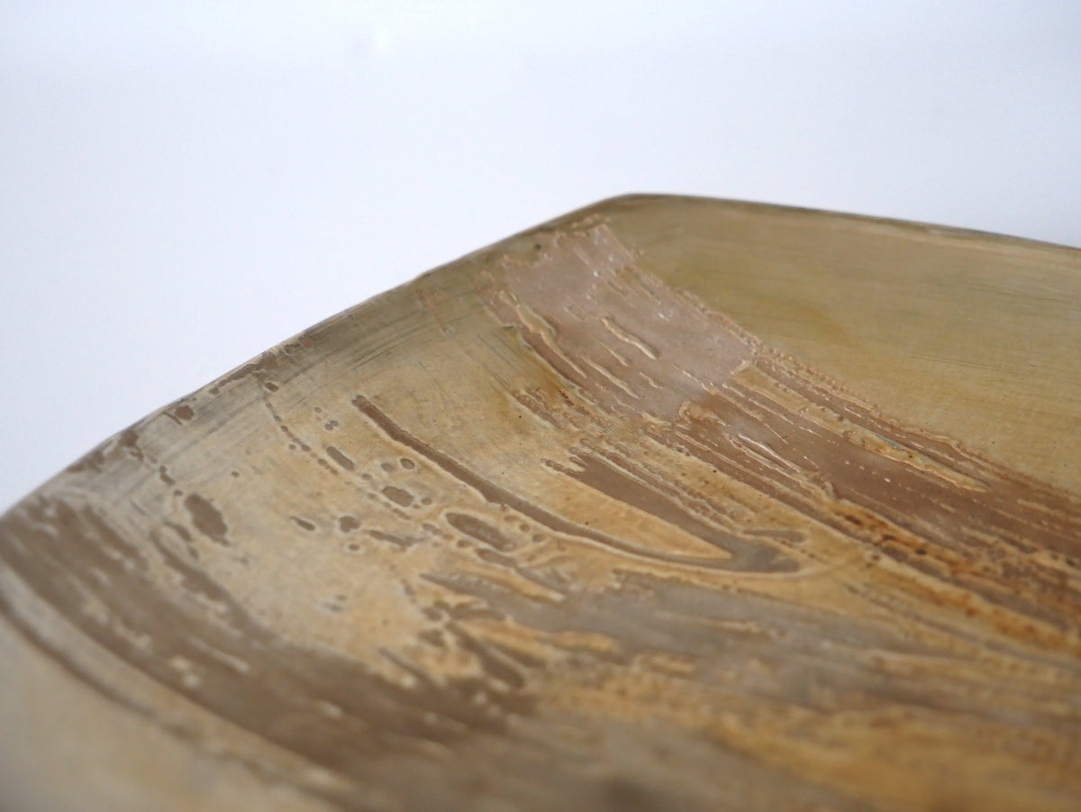 Kazue Wakabayashi [23. Silver Urushi Plate]