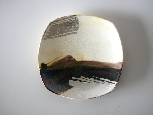 Kazue Wakabayashi [64. Silver-glazed Plate]