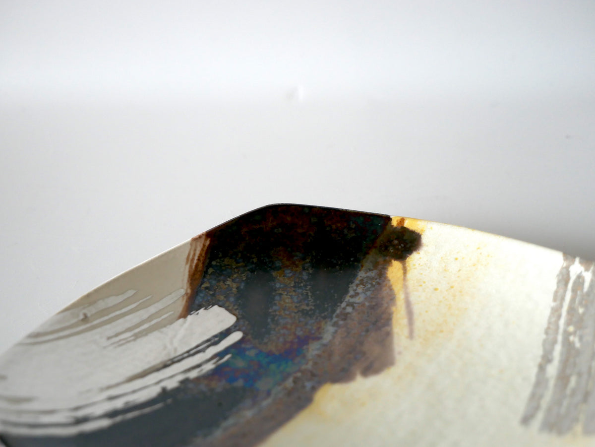 Kazue Wakabayashi [64. Silver-glazed Plate]